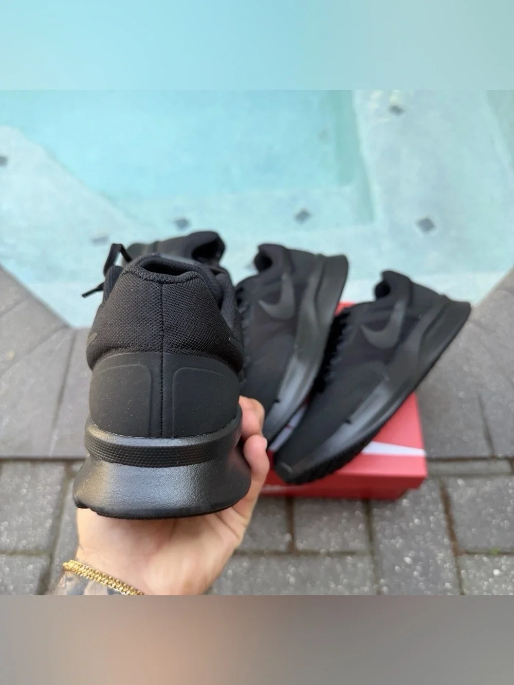 NIKE RUN SWIFT 3 RUNNING SHOES SNEAKERS ALL BLACK DR2698-003 WMNS SIZE 12